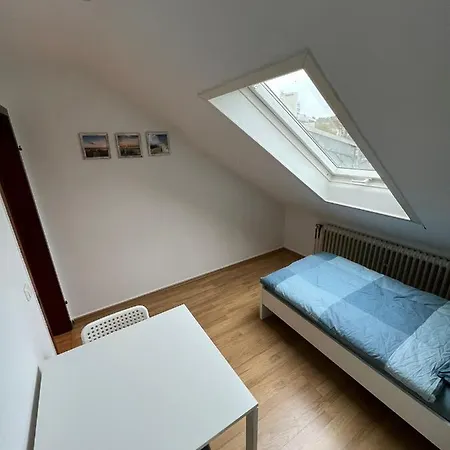 Zentral Gelegene Am Schillerplatz *
